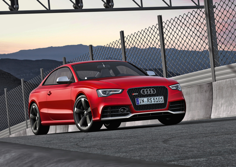 Illustration for article titled 2012 Audi RS5: Aluminum und more awesome